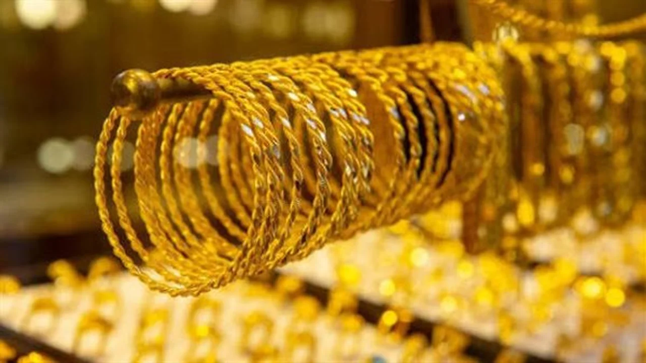 استقرار أسعار الذهب عالمياً مع تسجيل الأونصة 4025 دولاراً